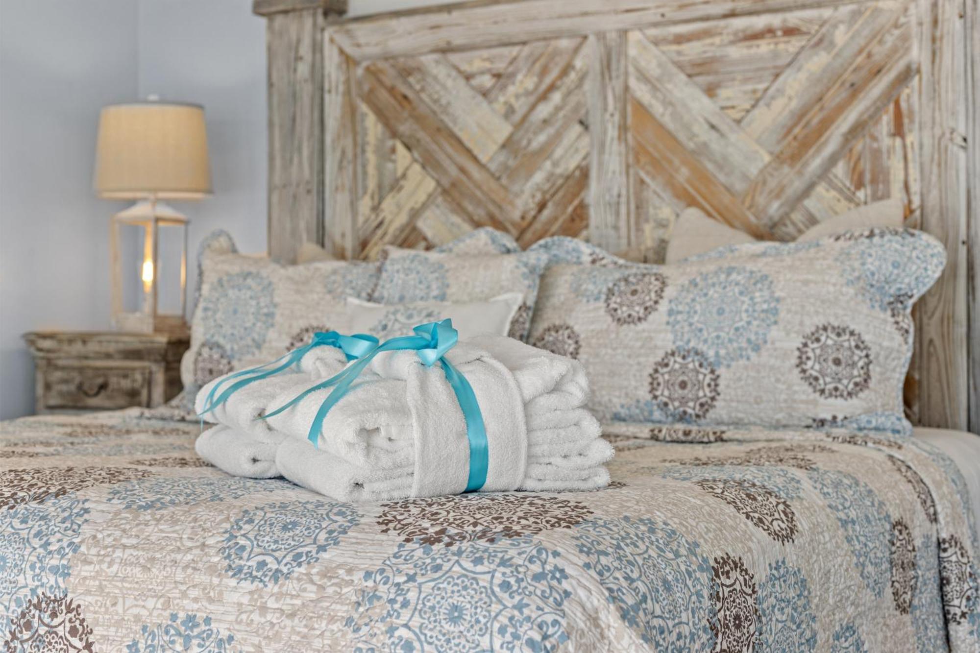 Luxury Gulf Front Property! Directly On The Beach! Sleeps 15! Panama City Beach Buitenkant foto