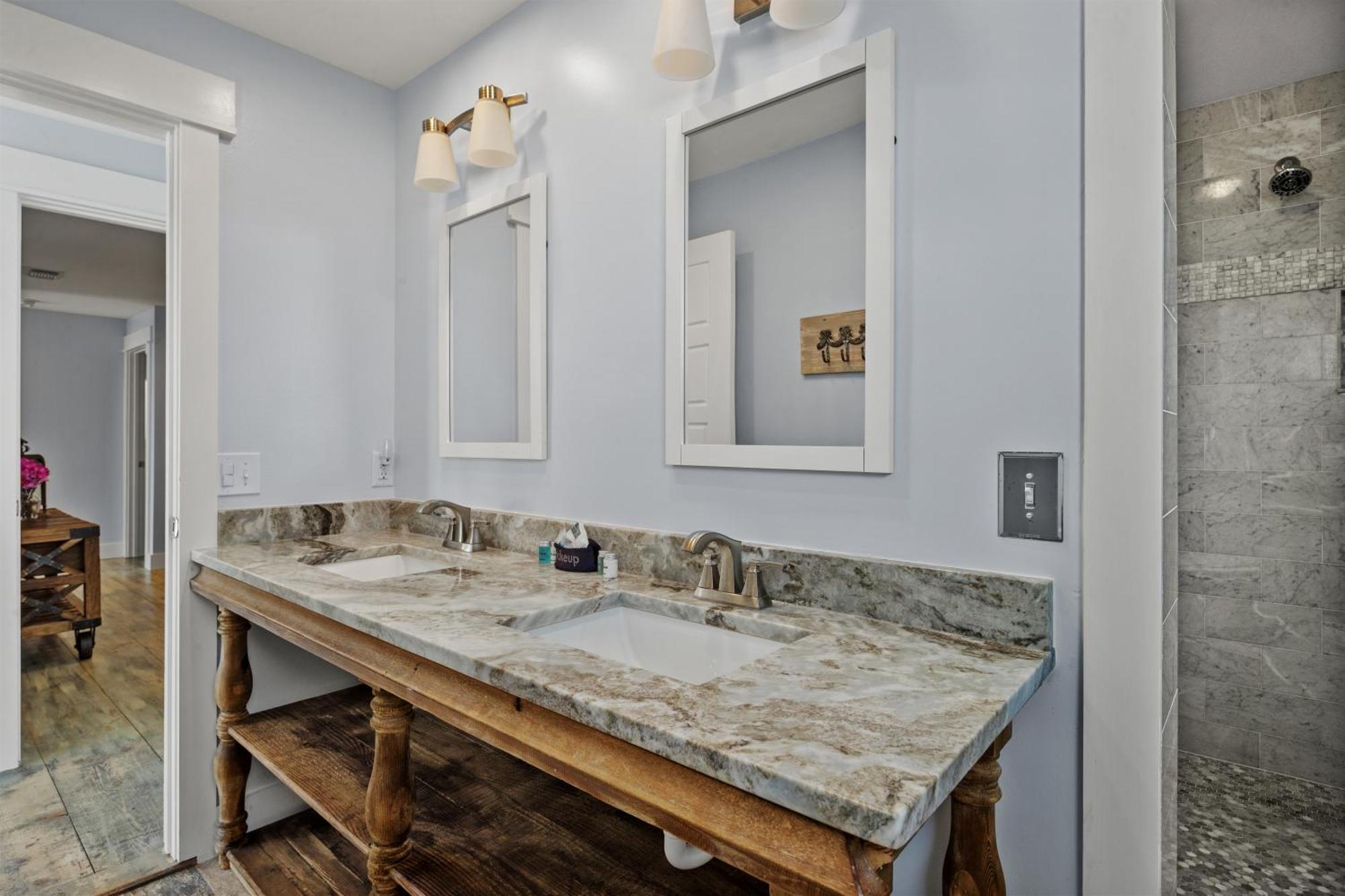 Luxury Gulf Front Property! Directly On The Beach! Sleeps 15! Panama City Beach Buitenkant foto